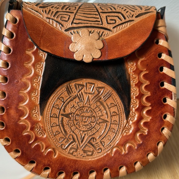 Leather handmade tooled small purse snap closure Mexico camel brown - Picture 2 of 9